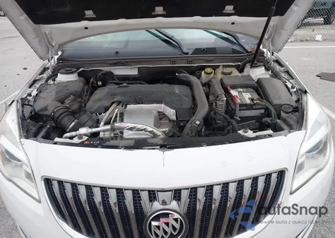 2017 Buick Regal Turbo Sport Touring z USA, uszkodzony, nr VIN 2G4GL5EX3H9137469